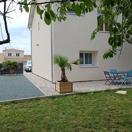Apartamento L'Echappee Belle Bessines Exterior foto